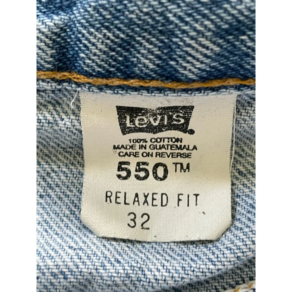 90s Levi's Mens 32 Relaxed Fit Shorts Light Wash Denim 550 Cotton Jorts Stains